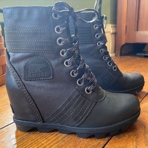 Sorel Lexie Wedge boots